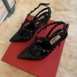 Valentino 100mm Noir Rockstud Slingback sz 37